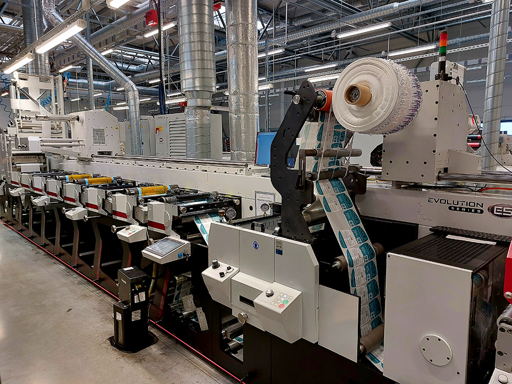 Installation of the new machine – Mark Andy Evolution Series E5